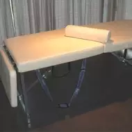 Складной массажный стол Fysiotech Compact Osteopat Medium 62 см, топлёное молоко, без отверстия