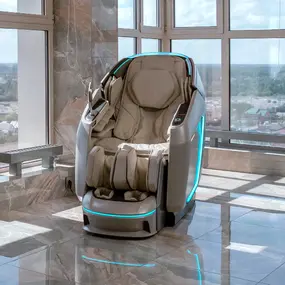 Массажное кресло Ergonova Aviator X Beige