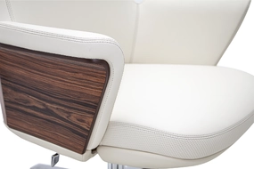 Эргономичное кресло руководителя бежевая кожа / палисандр